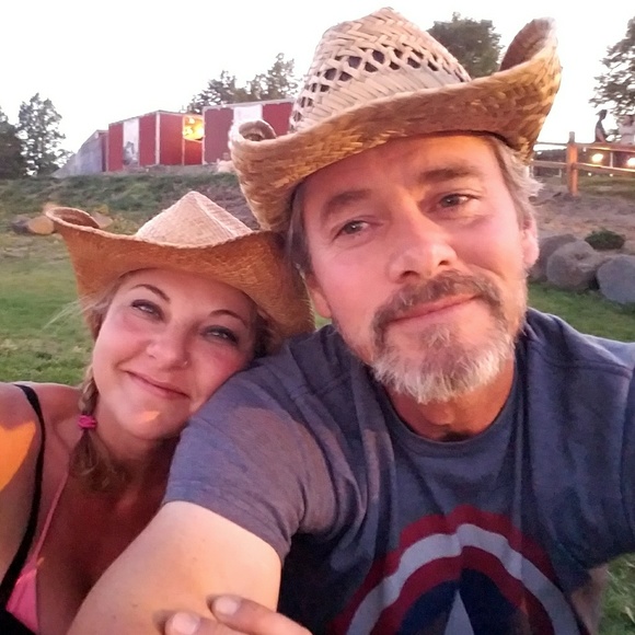 Meet your Posher, Crystal - Picture 7 of 8